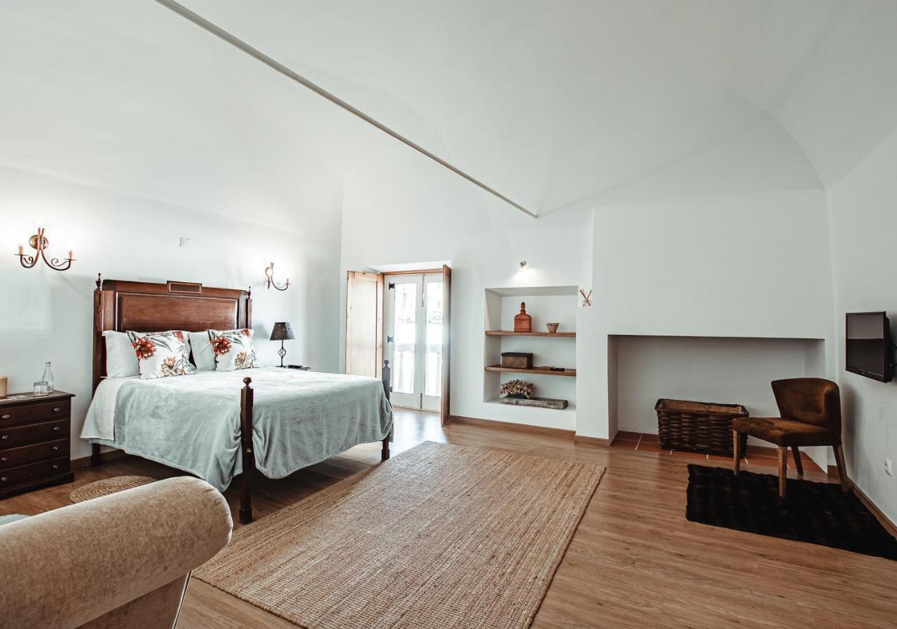 Segredo D'Alecrim Hotel Fronteira Ngoại thất bức ảnh